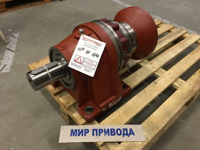 Планетарный редуктор CHPL 35002 CCPS 14,2 IEC250 + CHFL Chiaravalli
